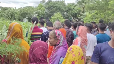 বুড়িচং উপজেলার গোপীনাথপুরের ফরিদ মিয়া নামে ৬০ বছরের এক বৃদ্ধের মরদেহ উদ্ধার করা হয়। ছবি: ইনডিপেনডেন্ট টেলিভিশন
