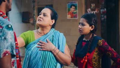রং ঢং সিনেমার একটি দৃশ্য। ছবি: নির্মাতার সৌজন্যে