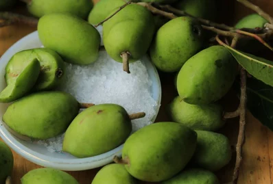  জলপাই এমন একটি ফল, যা মুখের স্বাদ বাড়িয়ে দেয়। ছবি: সংগৃহীত
