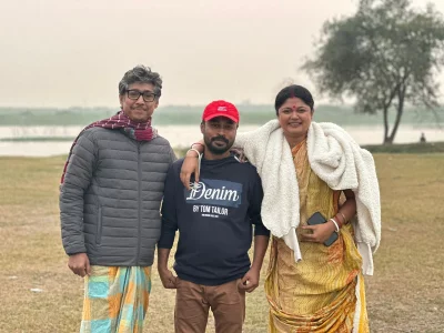 রওনক, বয়াতি ও মৌসুমি। ছবি: বয়াতির সৌজন্যে