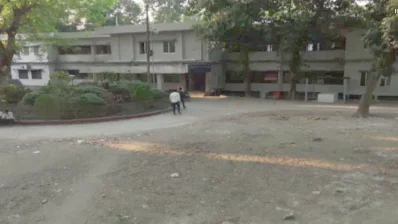 ফরিদুপরের সদরপুর উপজেলা স্বাস্থ্য কমপ্লেক্স হাসপাতাল। ছবি: ইনডিপেনডেন্ট টেলিভিশন