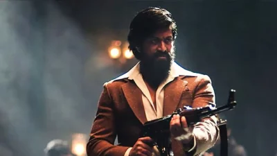 রকি ভাই ‘গ্যাংস্টার’ নয়, একাই যেন ‘মনস্টার!’ ছবি: সংগৃহীত 