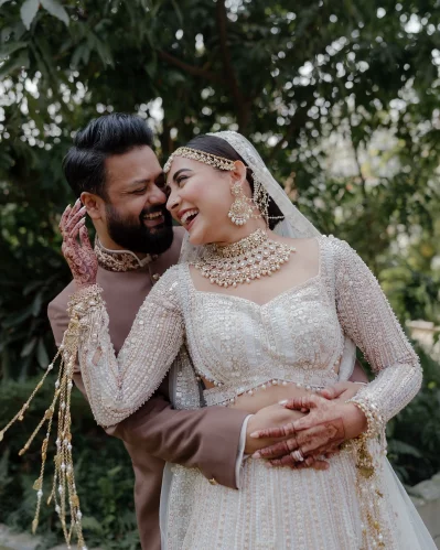 বিয়ের সাজে আদনান ও মেহজাবীন। ছবি: ফেসবুক/মেহজাবীন