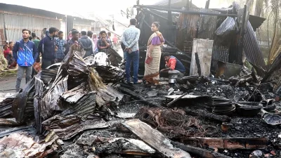 আগুনে কী পরিমাণ ক্ষয়ক্ষতি হয়েছে তা এখনো জানা যায়নি। ছবি: সংগৃহীত