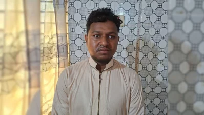 কুবি শিক্ষার্থী ও তার মাকে হত্যার ঘটনায় মূল আসামি মো. মোবারক হোসেনকে গ্রেপ্তার করেছে পুলিশ। ছবি: ইনডিপেনডেন্ট টেলিভিশন