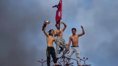 আন্দোলনের পর ভেঙে দেওয়া হয়েছে নেপালের সংসদ, নতুন নির্বাচন মার্চে। ছবি: রয়টার্স