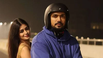 নীলচক্র সিনেমার একটি দৃশ্যে মন্দিরা-শুভ। ছবি: সংগৃহীত