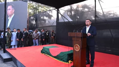 খালেদা জিয়ার জানাজায় বড় ছেলে তারেক রহমান। ছবি: বিএনপি