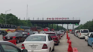 কর্তৃপক্ষের সমন্বিত ব্যবস্থাপনায় কোথাও বড় ধরনের যানজটের সৃষ্টি হয়নি। ছবি: ইনডিপেনডেন্ট টেলিভিশন