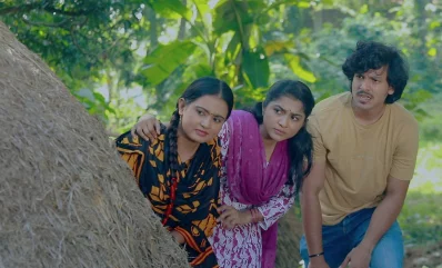 নাটকটির অন্য একটি দৃশ্য। ছবি: সকাল আহমেদ