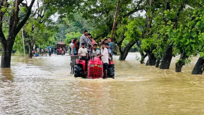 পানিতে তলিয়ে আছে খাগড়াছড়ি-সাজেক সড়ক। ছবি: ইনডিপেনডেন্ট