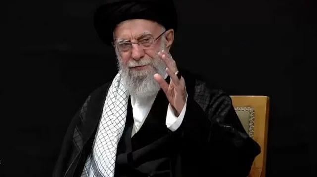 ইরানের সর্বোচ্চ ধর্মীয় নেতা আয়াতুল্লাহ আলী খামেনি। ফাইল ছবি