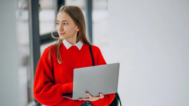 Poezd stantsiyasida porno olish