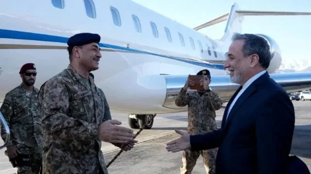 যুক্তরাষ্ট্র-ইরান আলোচনা: তারিখ নিয়ে পাকিস্তানের বক্তব্য এবং আসিম মুনিরের  তেহরান সফর