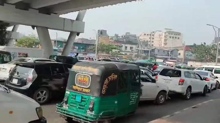 যানজটে নাকাল রাজধানীবাসী। ছবি: ভিডিও থেকে নেওয়া