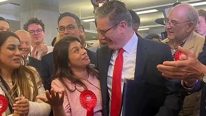 নির্বাচনে জয়ের পর প্রধানমন্ত্রী স্যার কিয়ার স্টারমারের সঙ্গে টিউলিপ সিদ্দিক। ছবি: এক্স